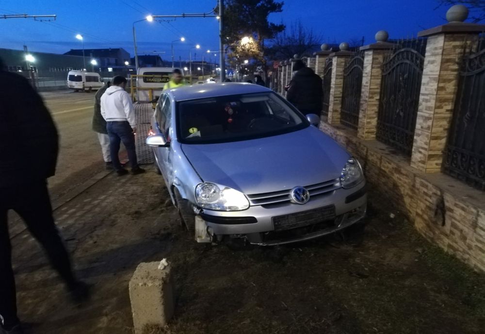 Accident în Vaslui. Două persoane au suferit atac de panică
