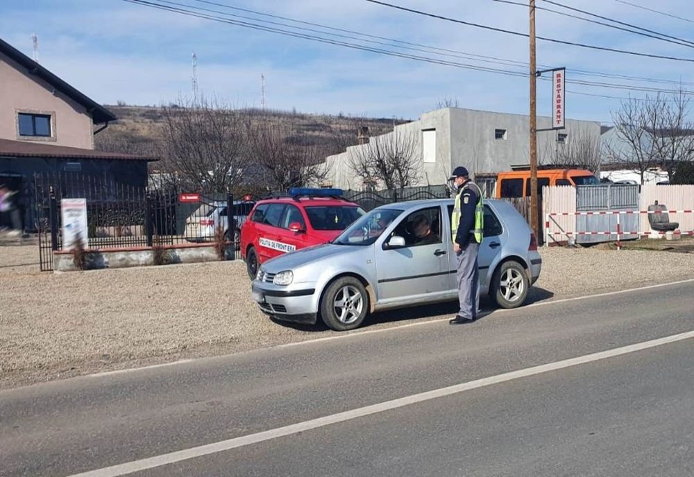 Șoferiță depistată la volanul unei autoutilitare neînmatriculate