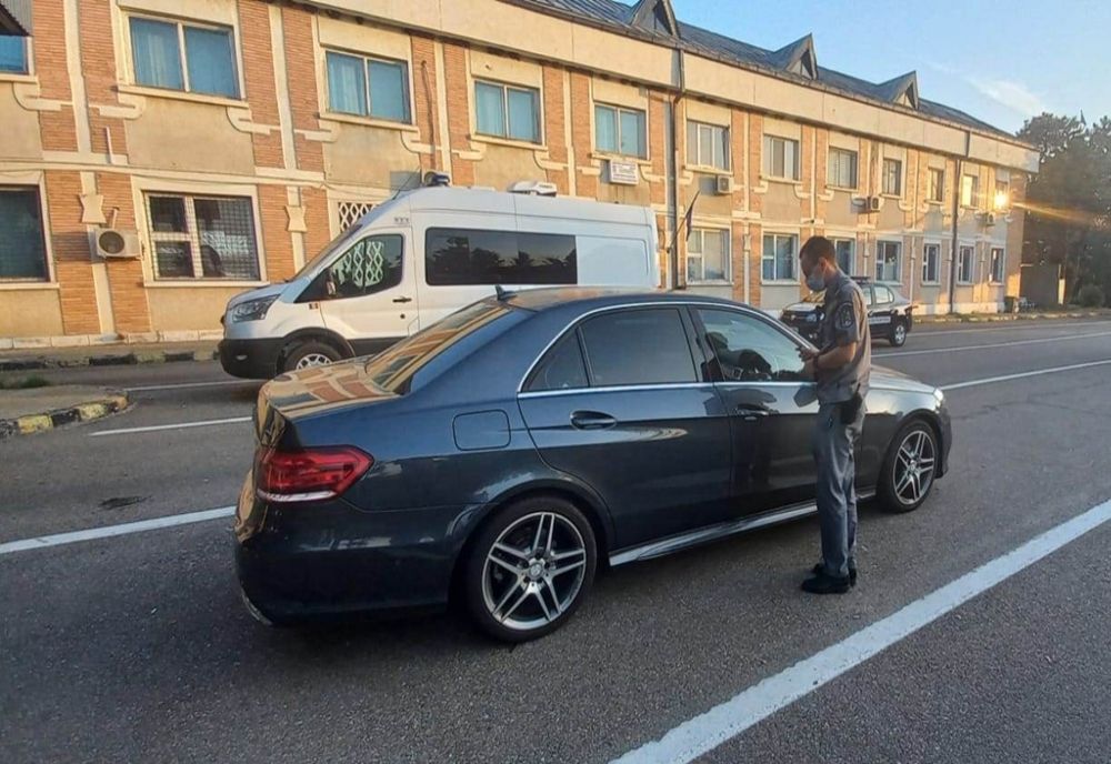 Mercedes-Benz furat din Marea Britanie, retinut la Albița