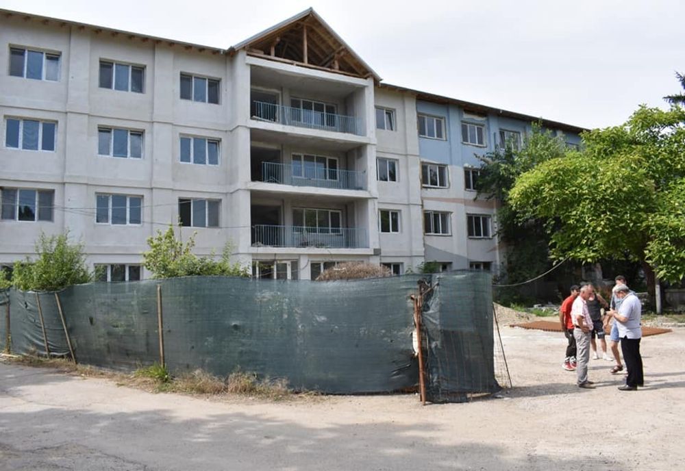 Lucrările la fostul spital de copii, aproape la jumătate 