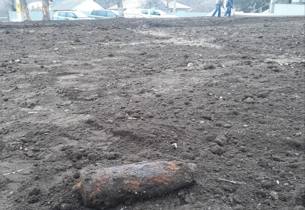 Elemente de muniție descoperite în două localități vasluiene