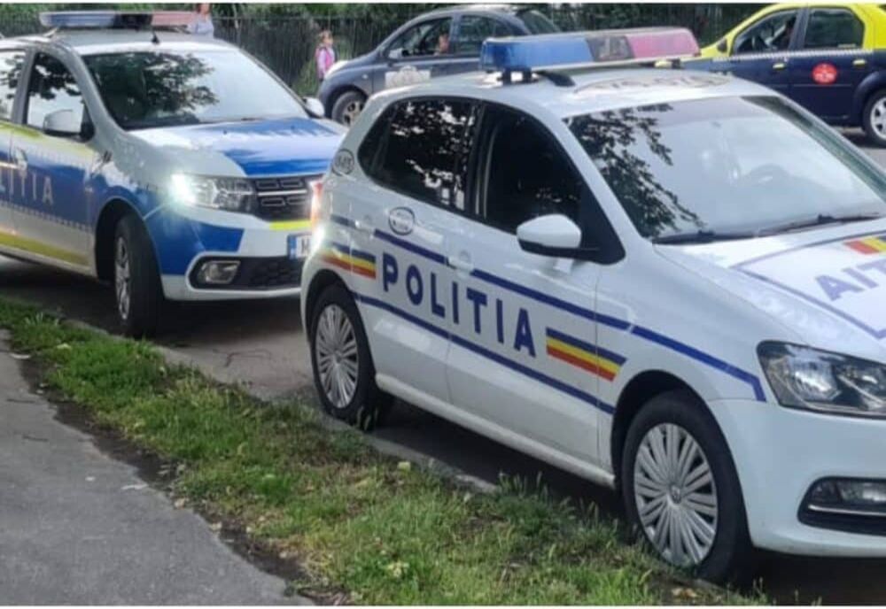 Doi tineri din Vaslui, răniți în urma unui accident rutier produs pe o stradă din Roman