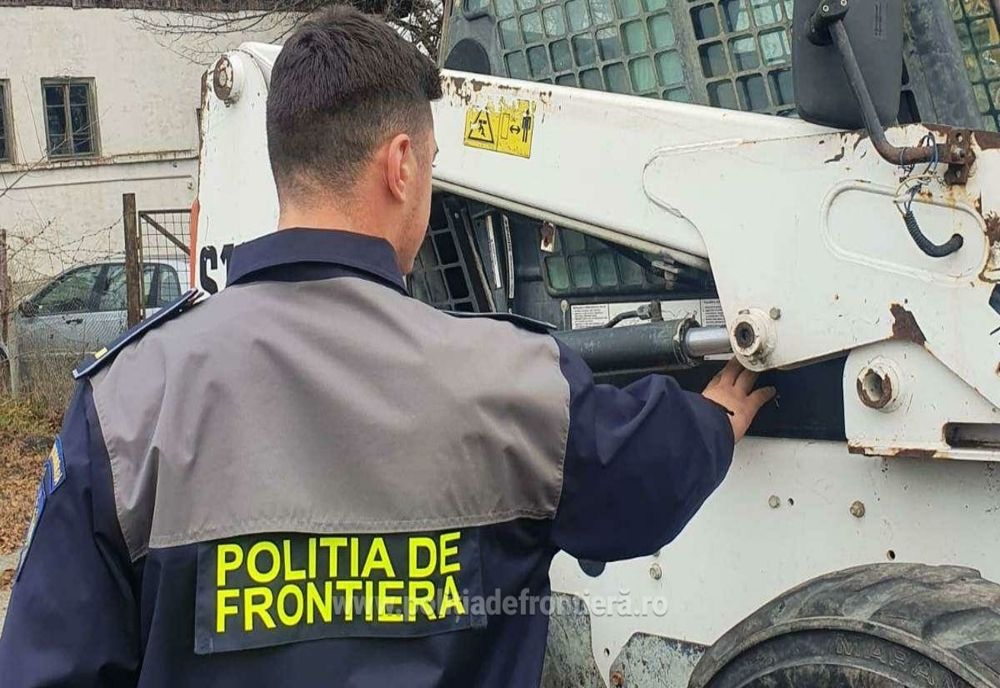 Utilaj industrial furat în urmă cu câteva zile din Italia, descoperit în Vama Albița