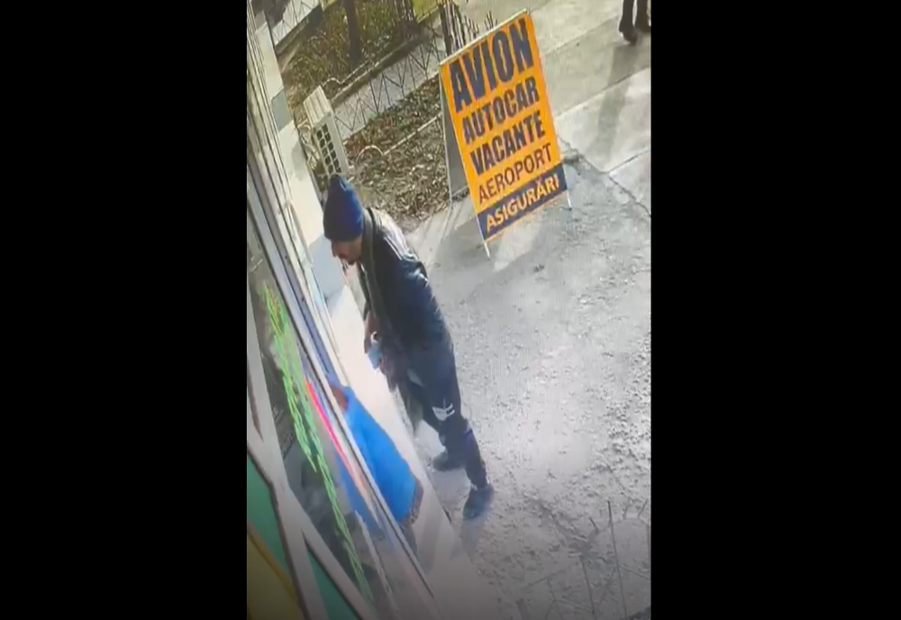 VIDEO. Hoț de buzunare prins în flagrant de polițiști în timp ce „opera” în centrul Bârladului