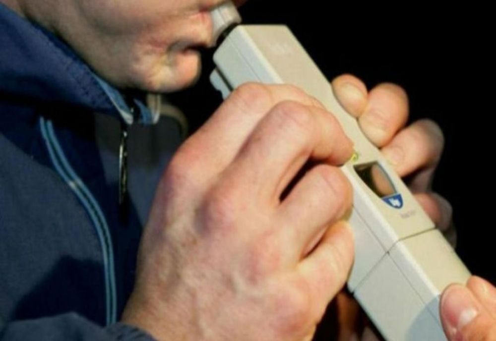 La plimbare pe străzile din Vaslui, beat la volan