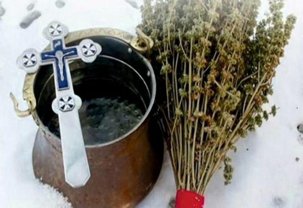 Pe 6 ianuarie credincioșii celebrează Boboteaza