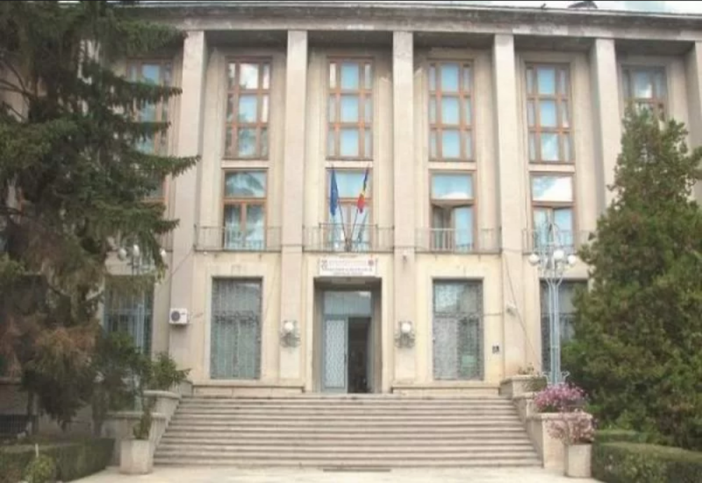 Noul șef IPJ, o „lovitură” în plex dată polițiștilor vasluieni! Fostul șef a ieșit la pensie la 4 zile după ce a fost „sărit” din funcție