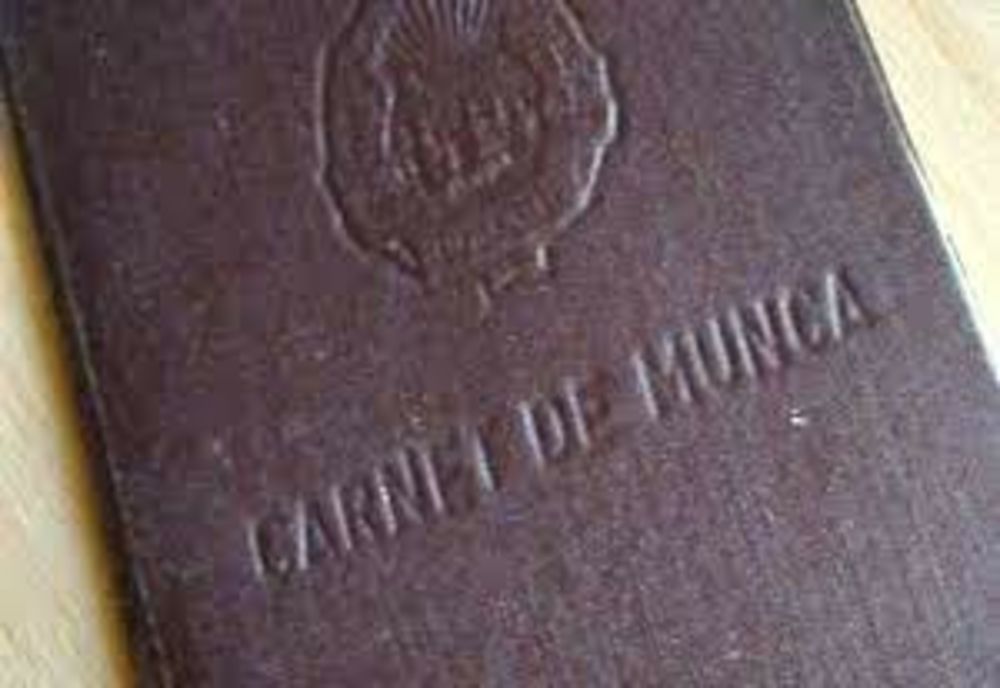 7.596 carnete de muncă neridicate de titulari, în județul Vaslui