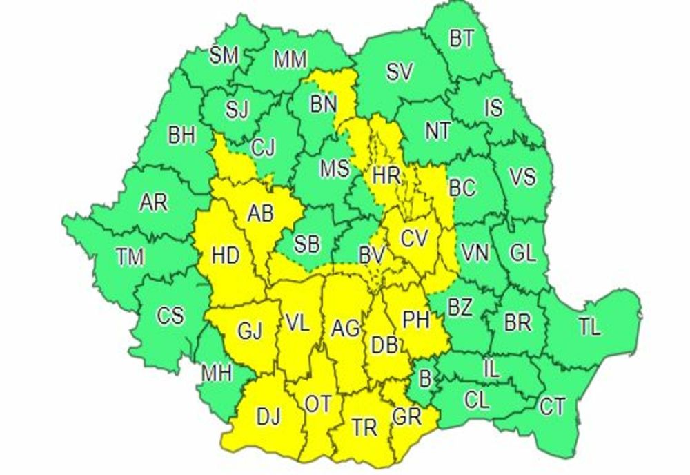 Cod galben de instabilitate atmosferică în 21 de judeţe, pe parcursul zilei de joi