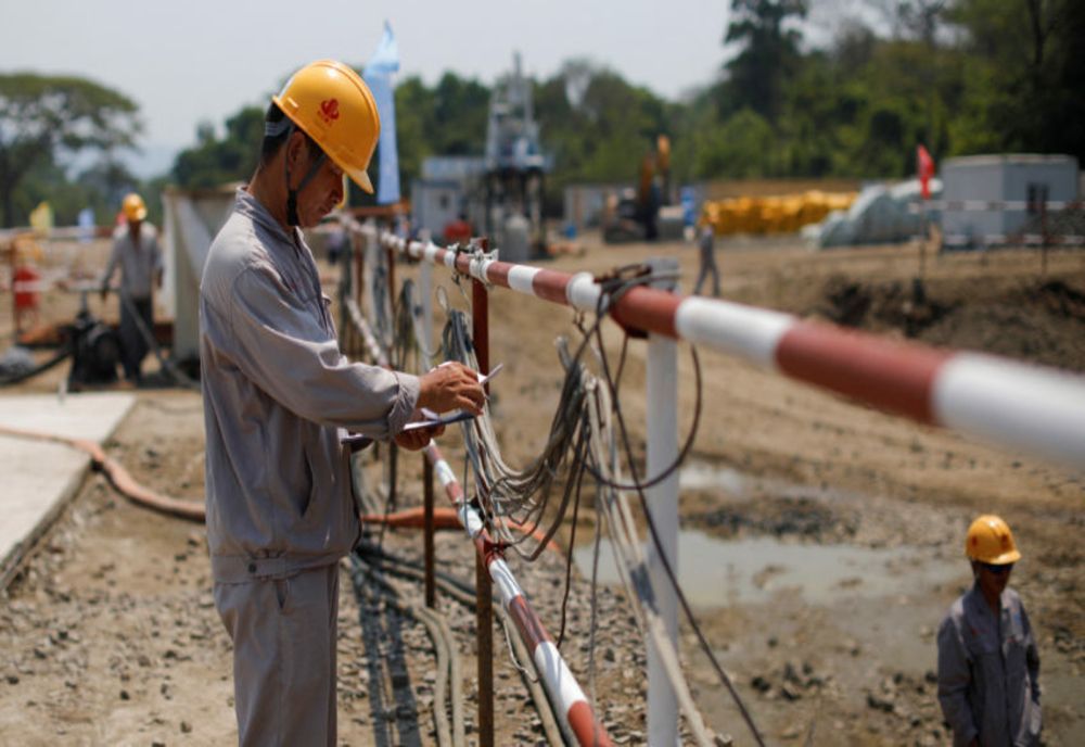 100.000 DE NOI LUCRĂTORI EXTRACOMUNITARI VOR PUTEA MUNCI ÎN ROMÂNIA