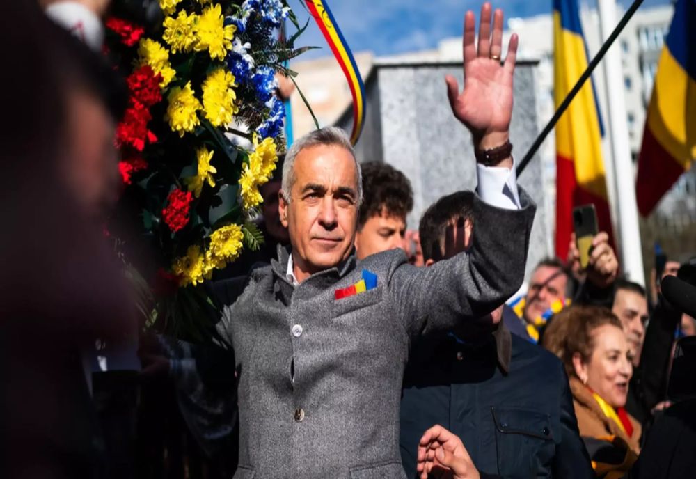 CĂLIN GEORGESCU MERGE ÎN ZONA CALAMITATĂ DIN SUCEAVA, UITATĂ DE BINOMUL NICUȘOR-BOLOJAN: ÎN ROMÂNIA NU SE MAI FURĂ CU SACUL, SE FURĂ CU LEGEA