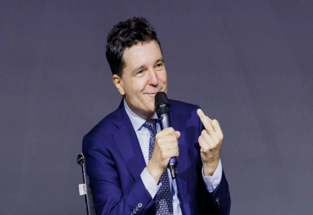 Afacerile familiei lui Nicușor Dan, controverse uriașe