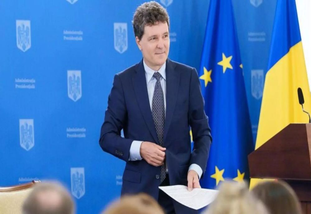 NICUȘOR DAN, GAFĂ DE PREȘEDINTE LA ZIUA ARMATEI. DUPĂ ȘASE LUNI LA COTROCENI, ÎNCĂ NU ȘTIE PROTOCOLUL