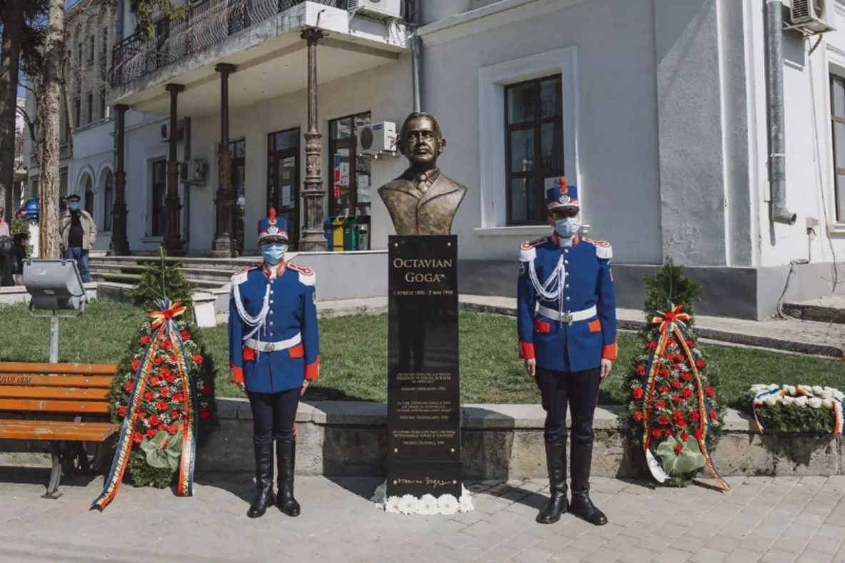 Controverse uriașe la Iași: bustul lui Octavian Goga a dispărut după acuzații dure de antisemitism și fascism