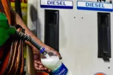 Avertisment pentru șoferi: Motorina nu dă semne de ieftinire în perioada următoare