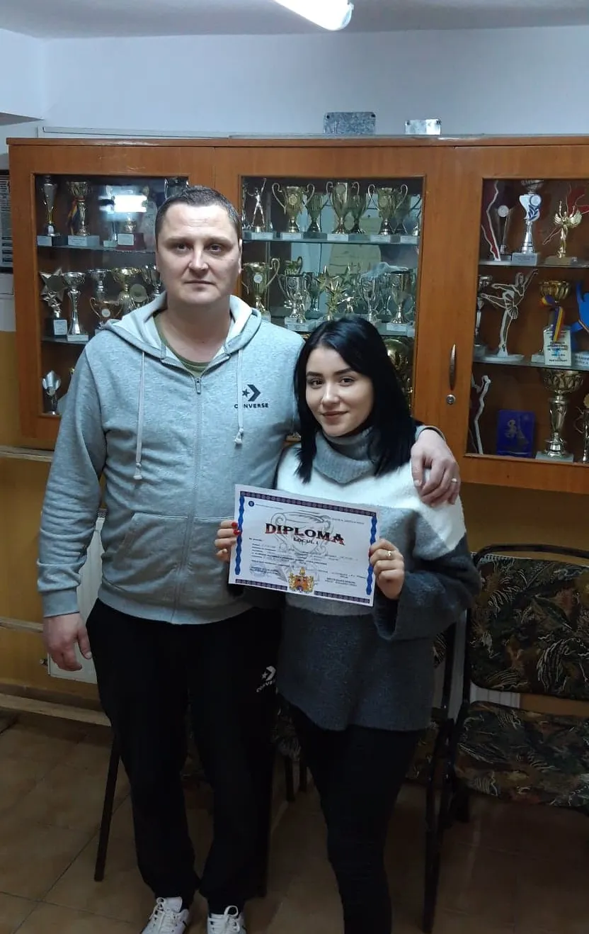 2-tenis-anusca-poza