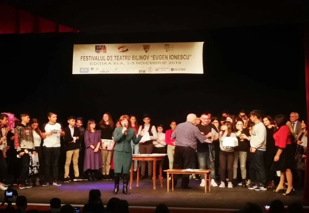 Actorii Liceului ”Mihail Kogălniceanu” s-au aflat pe podium la Festivalul de Teatru Bilingv Francofon „Eugen Ionescu” de la Buzău
