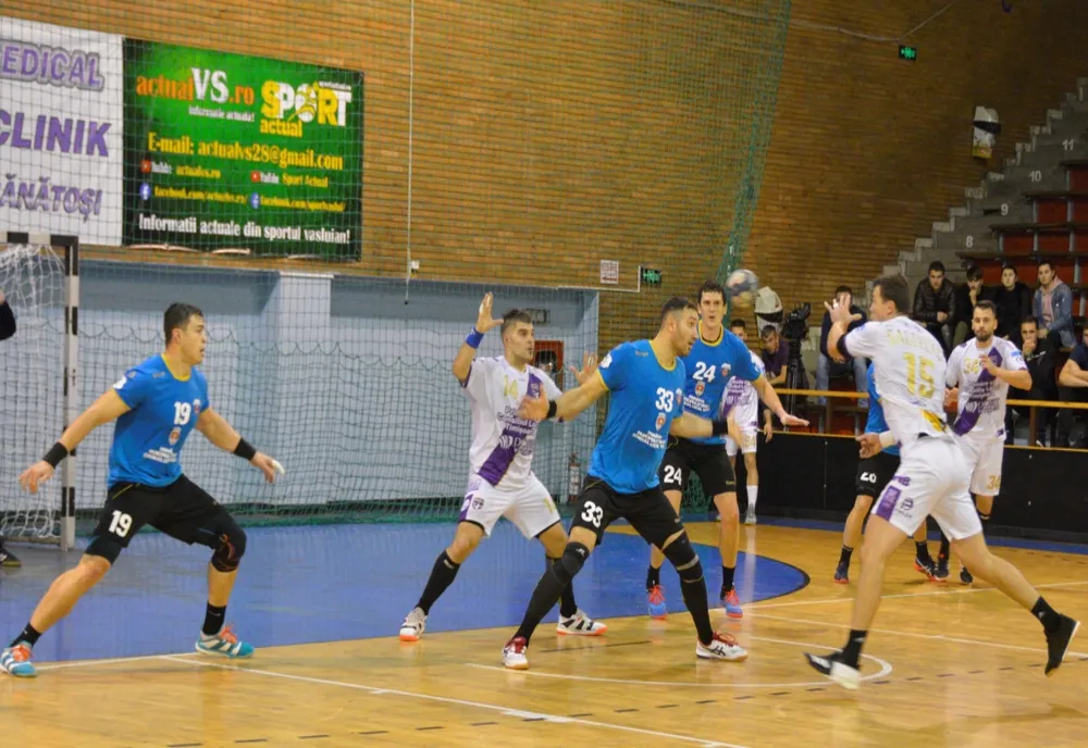 CSM Vaslui a câștigat restanța cu Politehnica Timișoara, scor 28-24, din Liga Zimbrilor