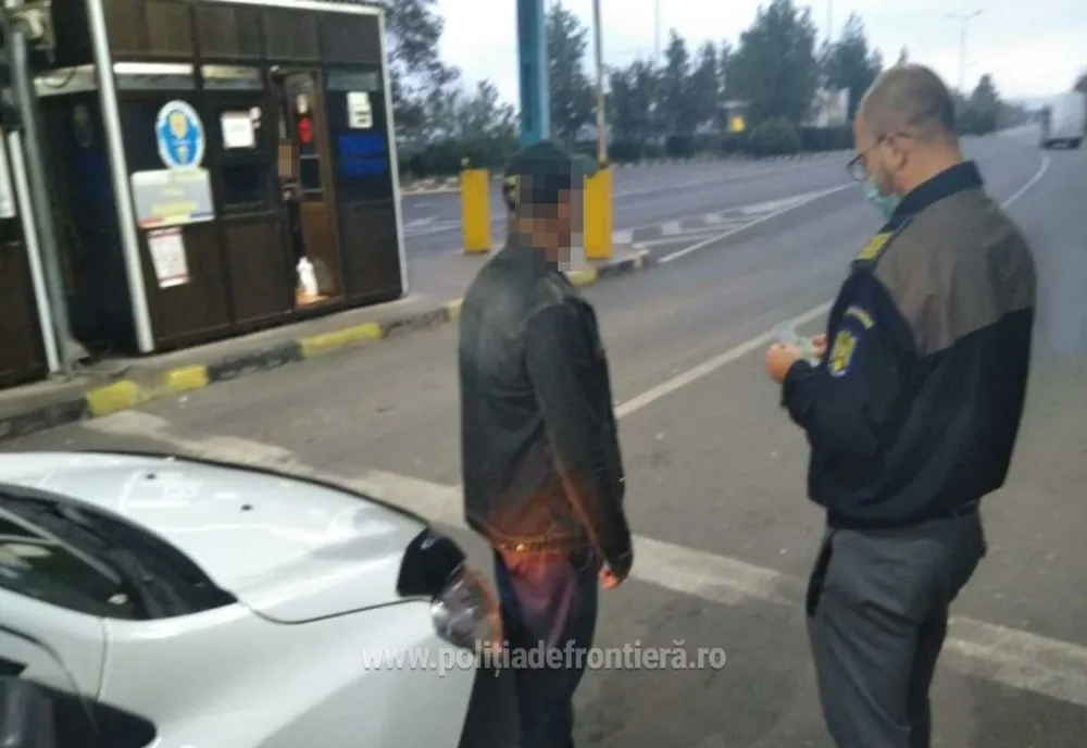 Conducea un autocar, deși avea dreptul de a conduce suspendat