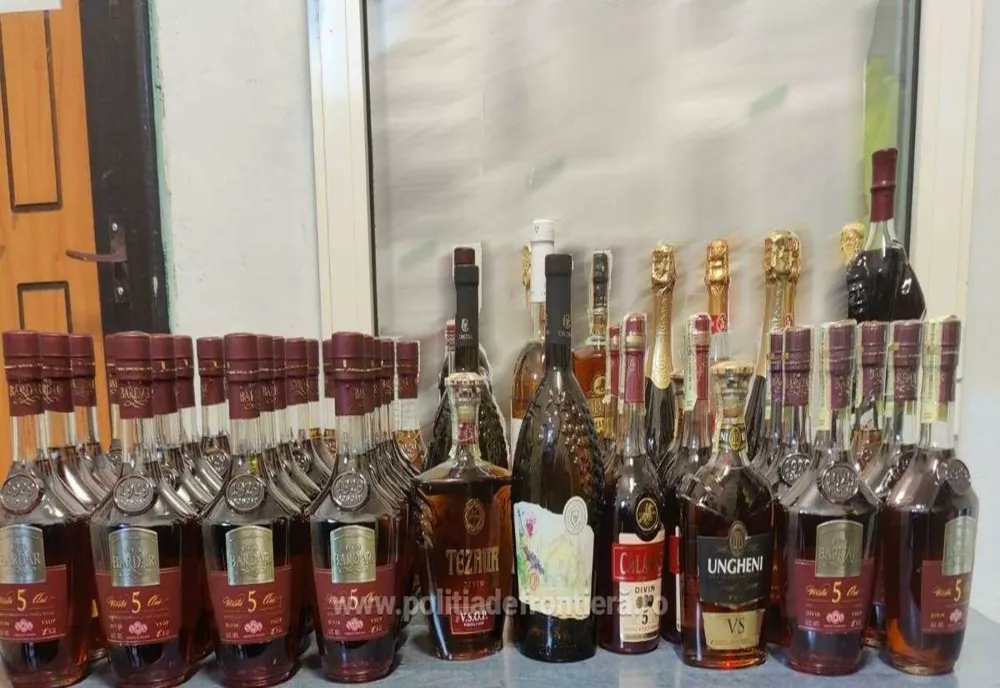 30 de litri de alcool de contrabandă, descoperiți la un control în trafic
