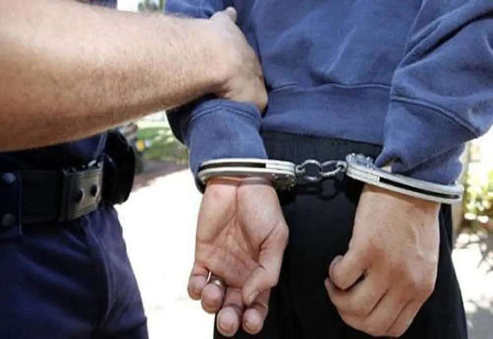 Semne de „pensionare” pentru un hoț în vârstă de 64 de ani. A încercat să fugă de polițiști, însă a fost prins
