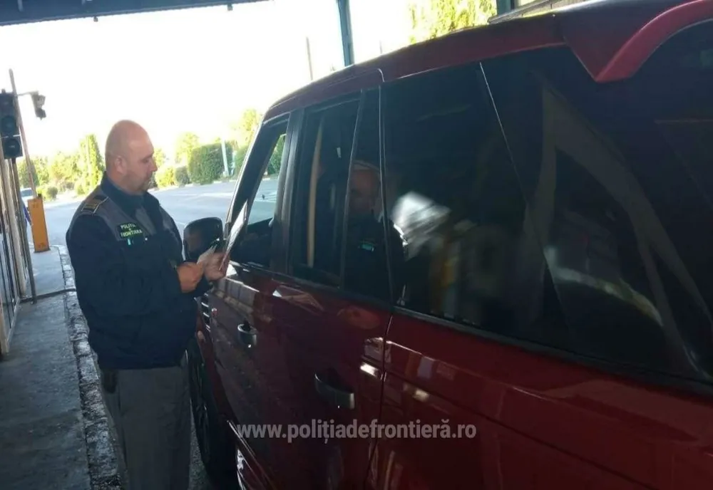A încercat să tracă vama cu o mașina cu numere care nu erau valabile