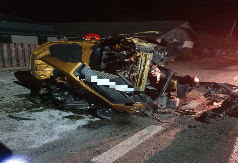 Accident cu victimă încarcerată în Vaslui (FOTO)