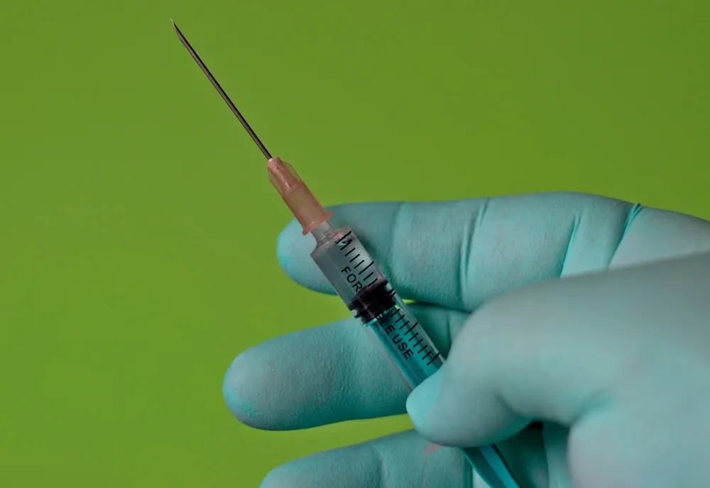 CNCAV, nou mesaj despre SIGURANȚA vaccinurilor anti-COVID: Numărul de decese, mai mic decât cel așteptat - STUDIU CDC