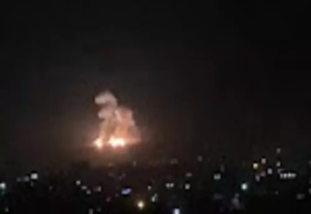 VIDEO | Israelul a lansat mai multe rachete spre vestul Siriei. Presa siriană scrie că proiectilele au vizat portul Lattakia