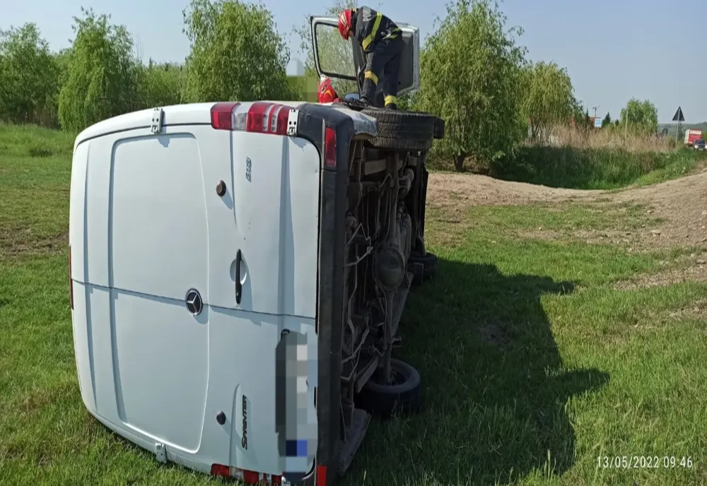 Accident la Tutova! Două persoane au ajuns la spital