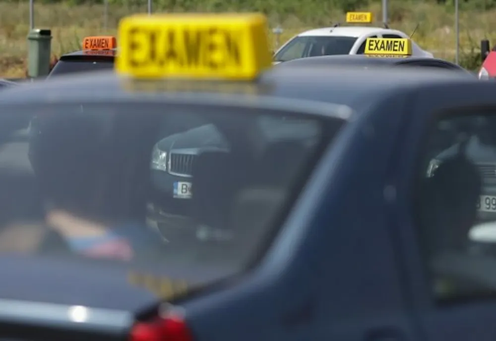 Polițiștii din Vaslui vor examina absolvenții școlilor de șoferi din Covasna 