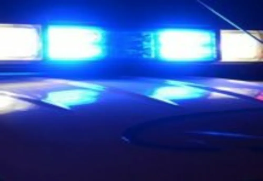 Un bărbat din Dumești reținut de polițiști. Acesta nu avea voie să se apropie de părinții săi