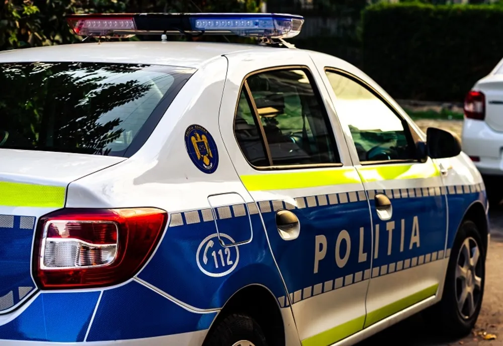 Amenzi și zeci de permise de conducere reținute de polițiști în weekend