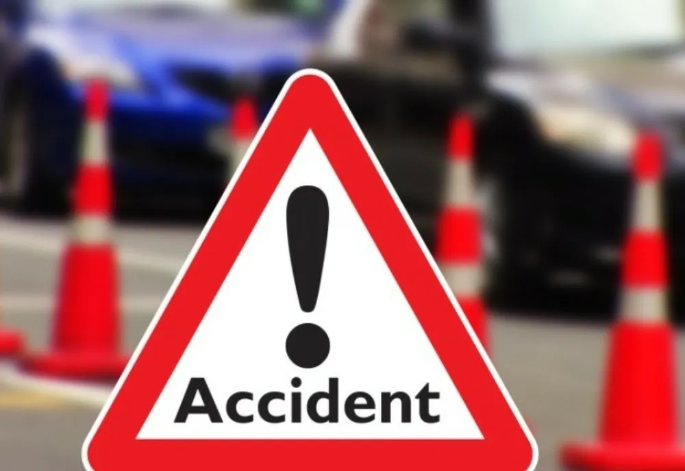 Accident rutier la Crâng, în care este implicat un autoturism 