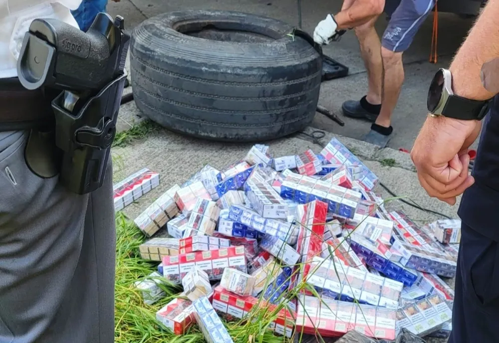 Contrabandiști cu metode identice 