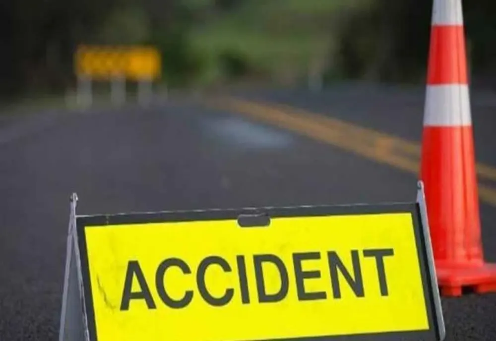 Un accident rutier l-a dat de gol pe un tânăr din Iași că tracta o remorcă neînmatriculată
