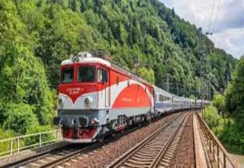 Un tânăr a fost găsit spânzurat în toaleta unui tren în Gara Iași