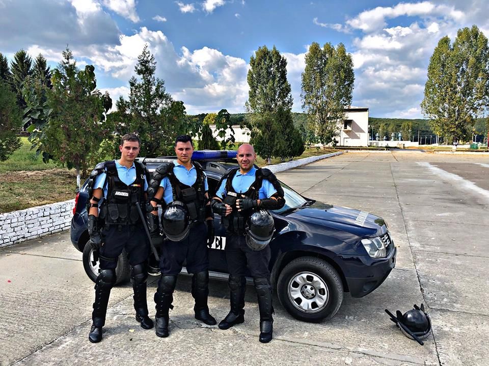 42697474_2045540829018822_471262958681325568_n