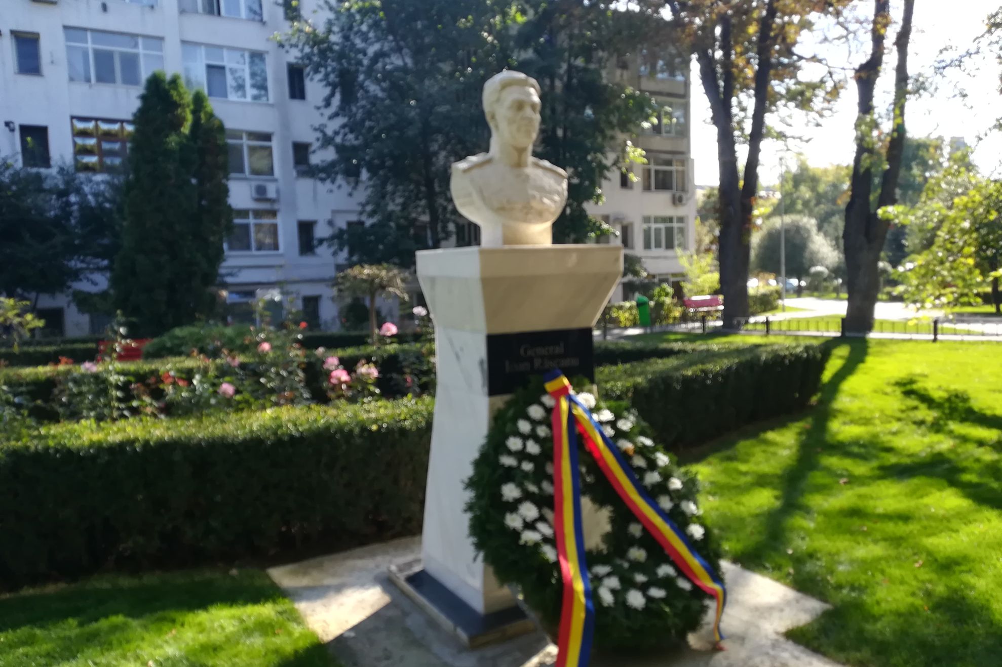 42889860_170584643806954_8781046630783647744_n