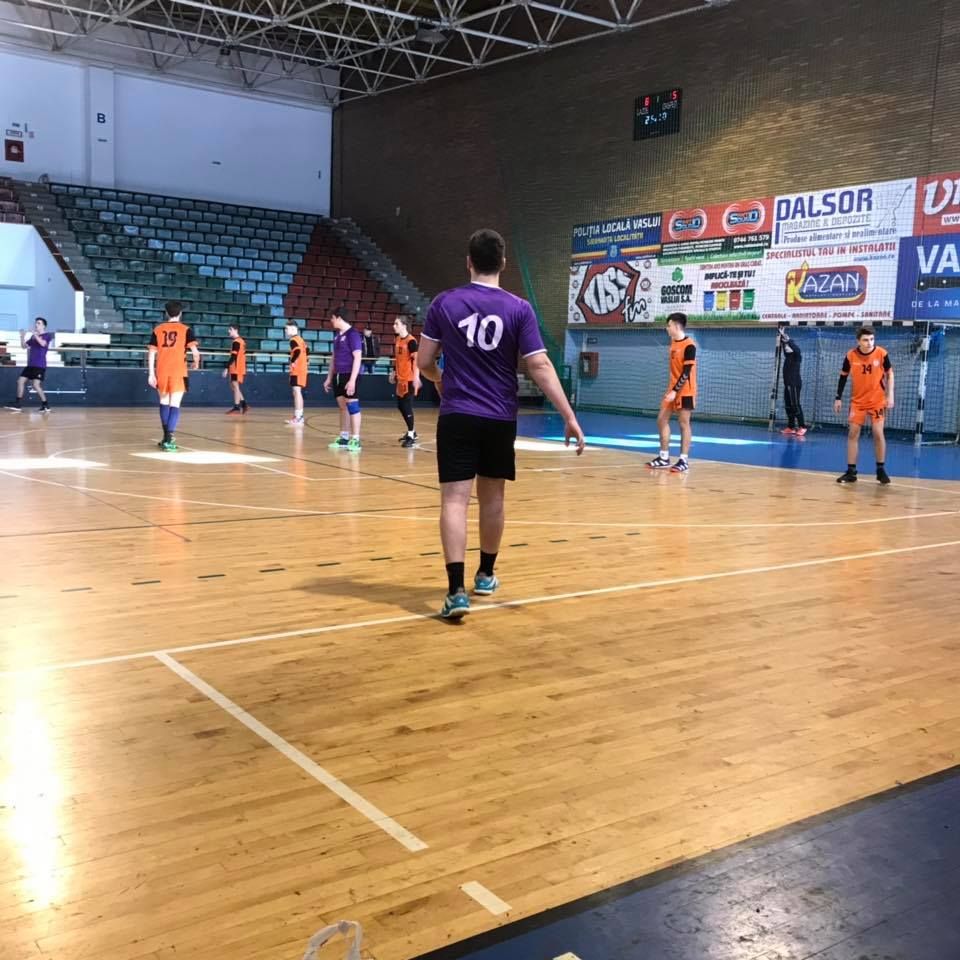 51381273_160092071642730_8332574044180185088_n