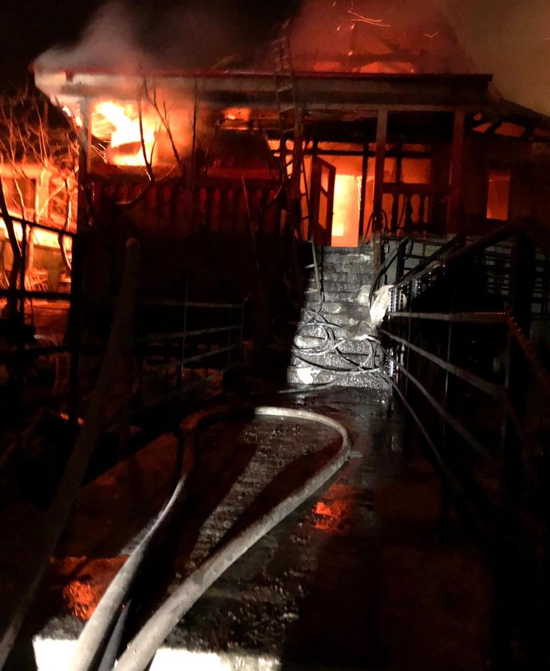 52634585_488731948323998_24884606721327104_n