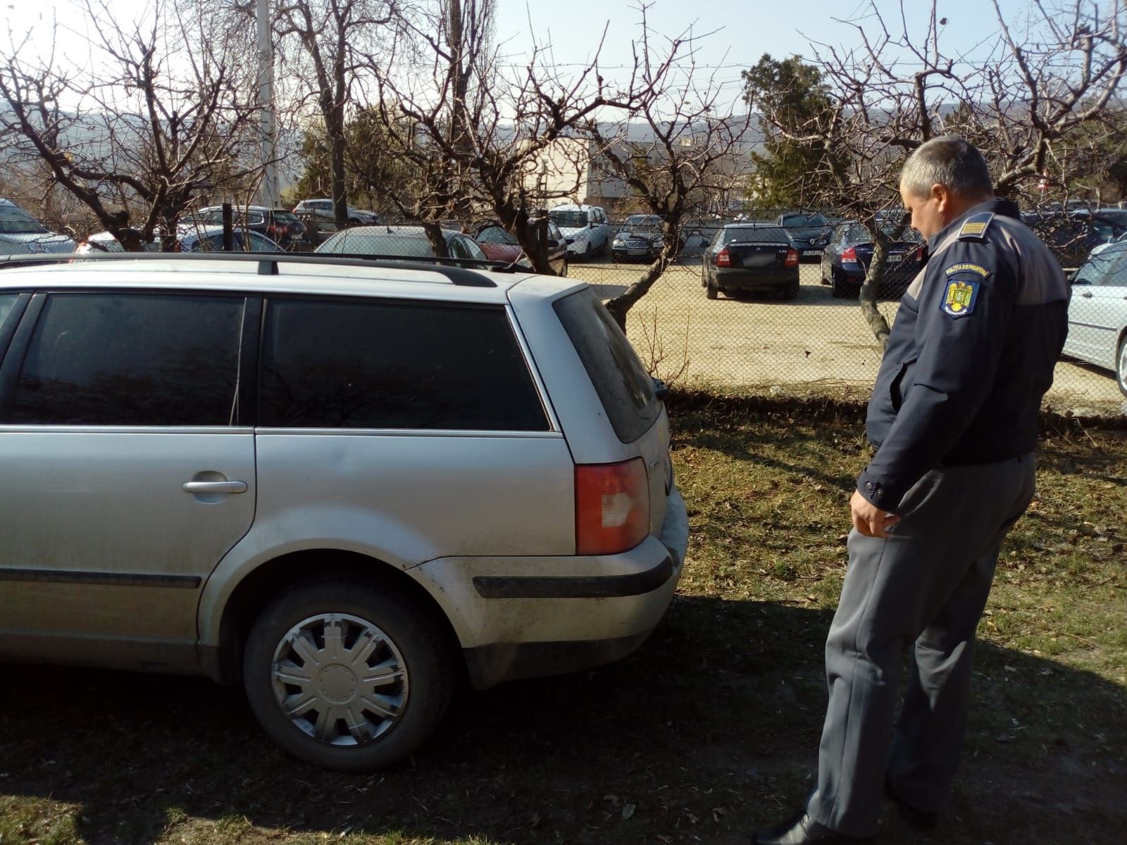 3358e909-2d7a-402e-899b-912cd91ee29e