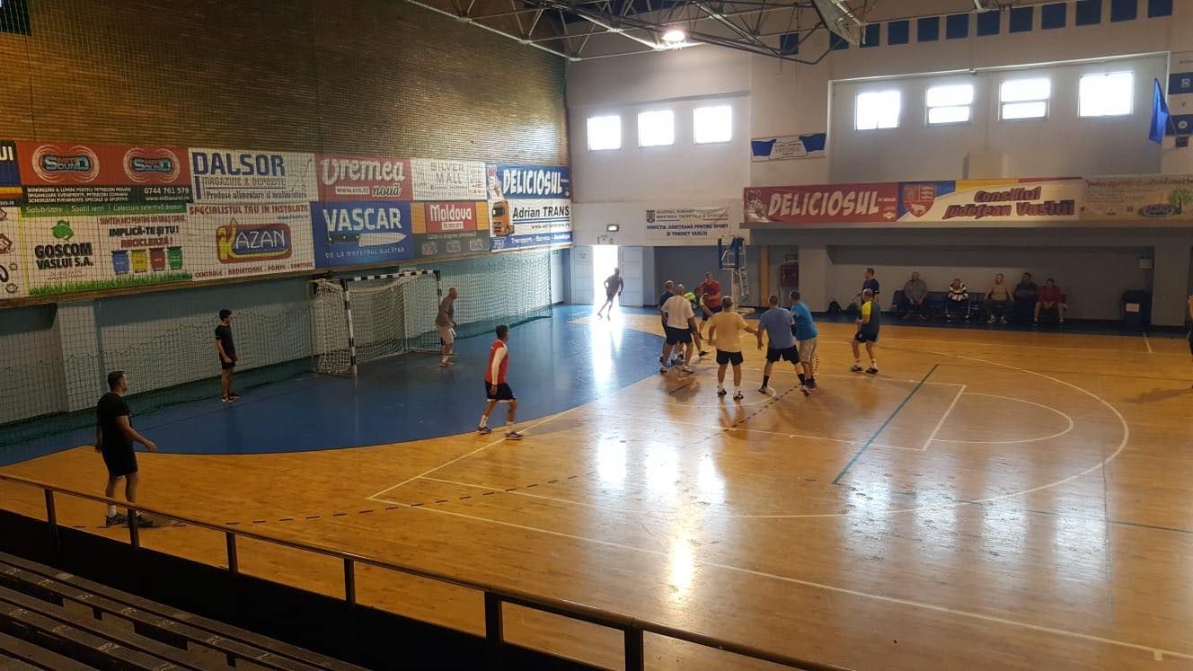 69444860_490211491762865_5199504957773971456_n