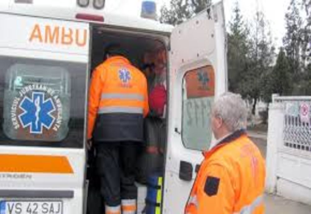 Băiețel înecat cu mâncare! Părinții au făcut atac de panică!