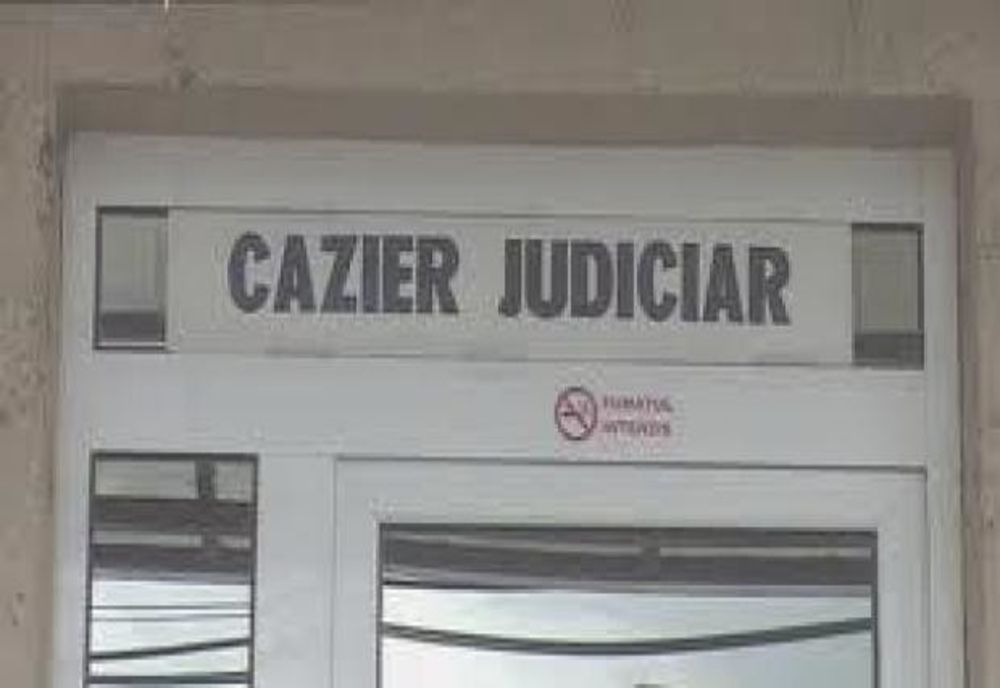 ORAR DE LUCRU. Când puteți solicita cazierul judiciar în perioada sărbătorilor