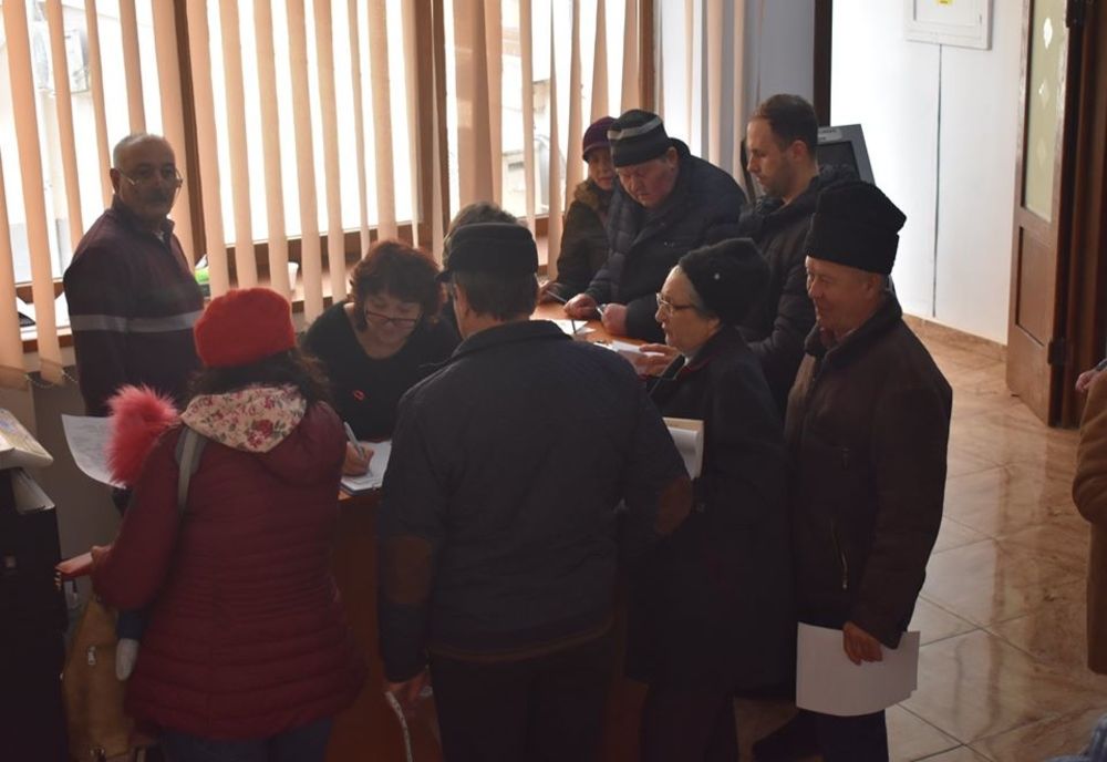 Bârlădenii își varsă nemulțumirile pe rețele de socializare, administrația ignoră și comunică orarul de funcționare!