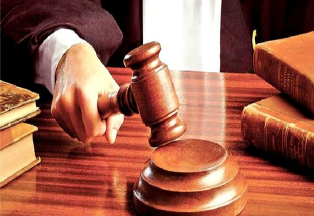 Control judiciar pentru un bărbat din Băcești care și-a amenințat părinții