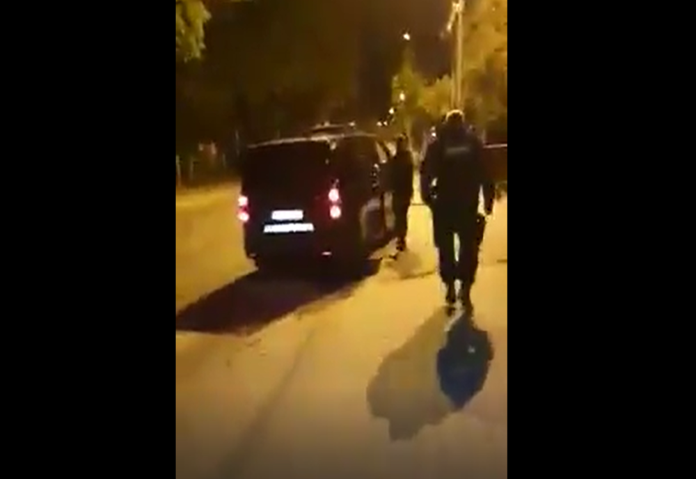 Bărbat din Vaslui amendat de jandarmi care nu purtau măști și mănuși, pentru nerespectarea Ordonanței Militare!