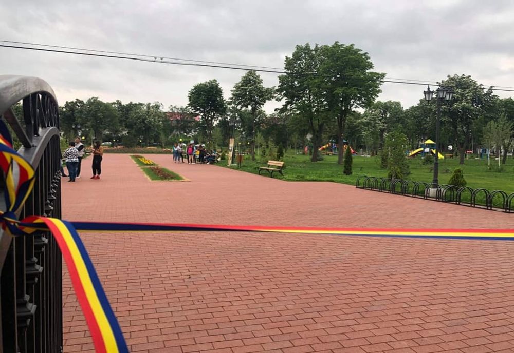 Parcul „Mihai Eminescu” din Bârlad a fost inaugurat duminică
