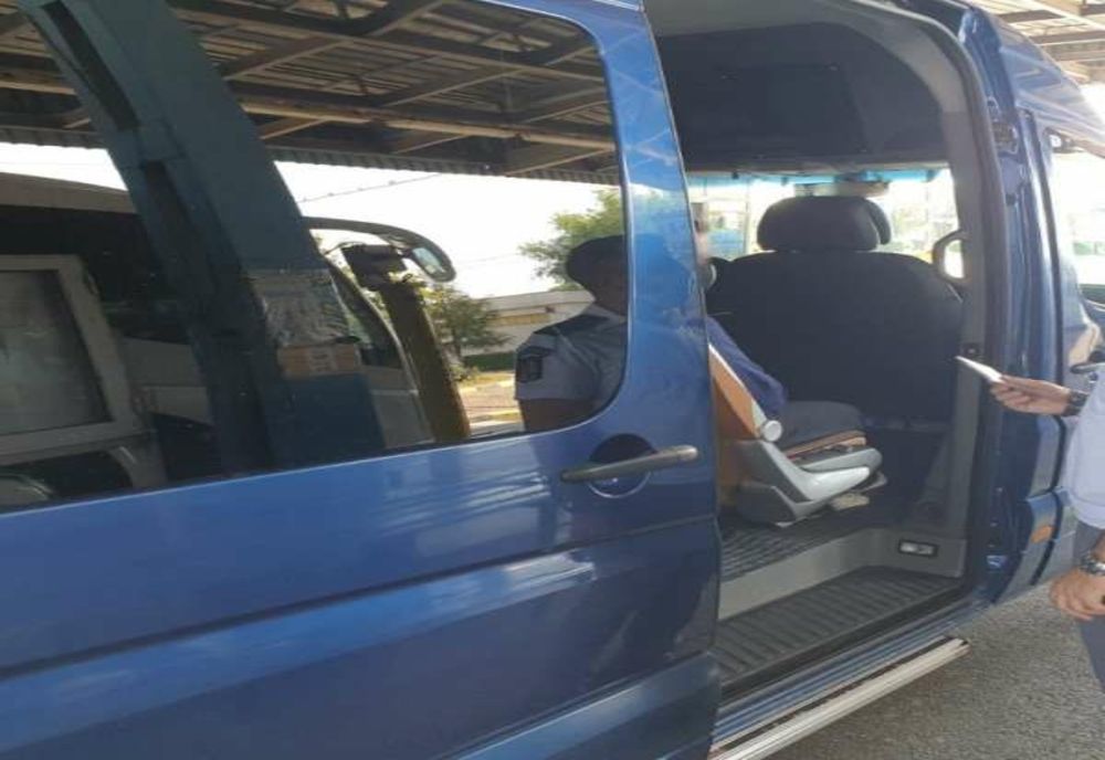 Permise de rezidență false, descoperite în Vama Albița